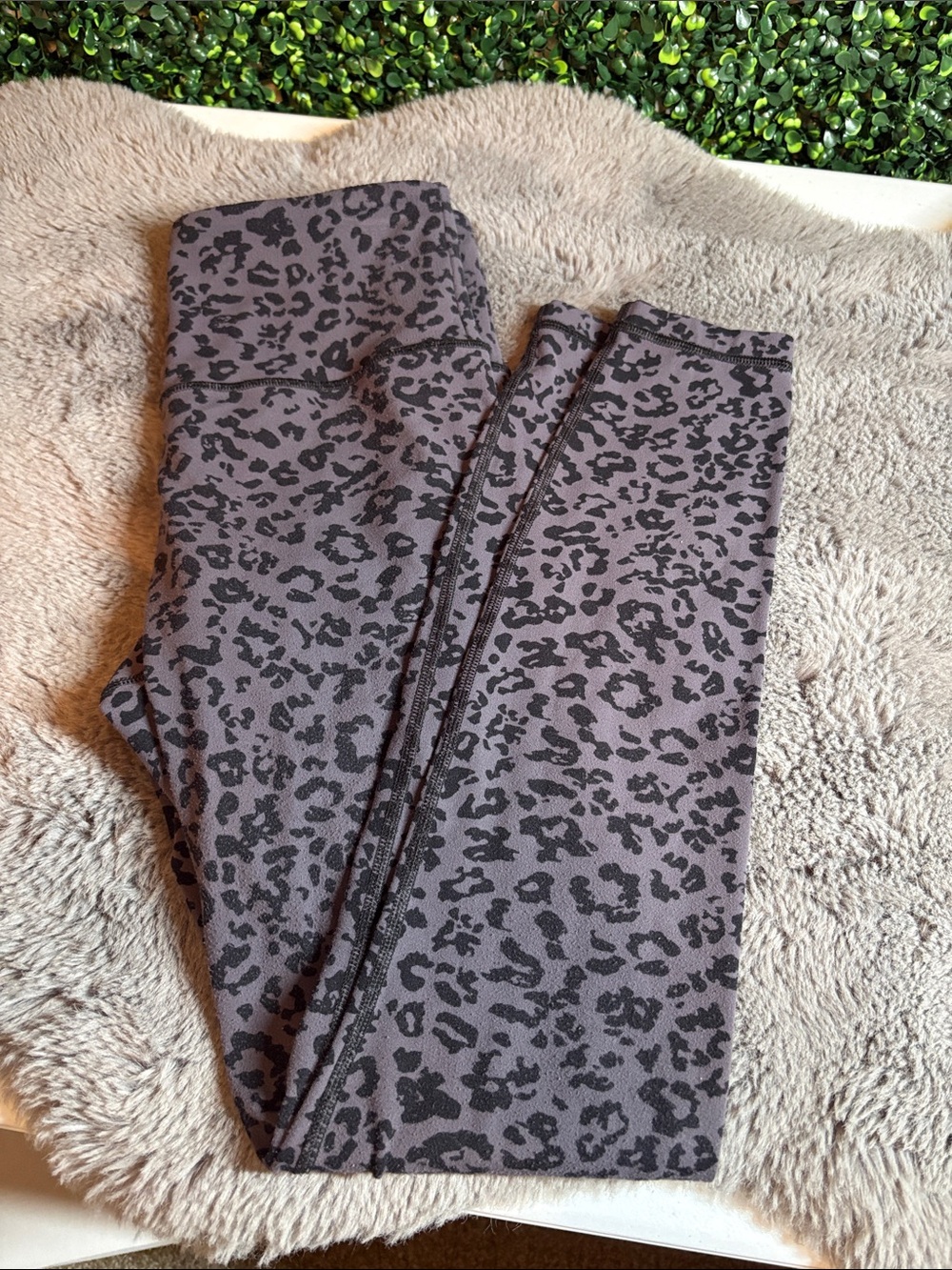 Athleta Gray and Black Leopard Print Leggings Size Small